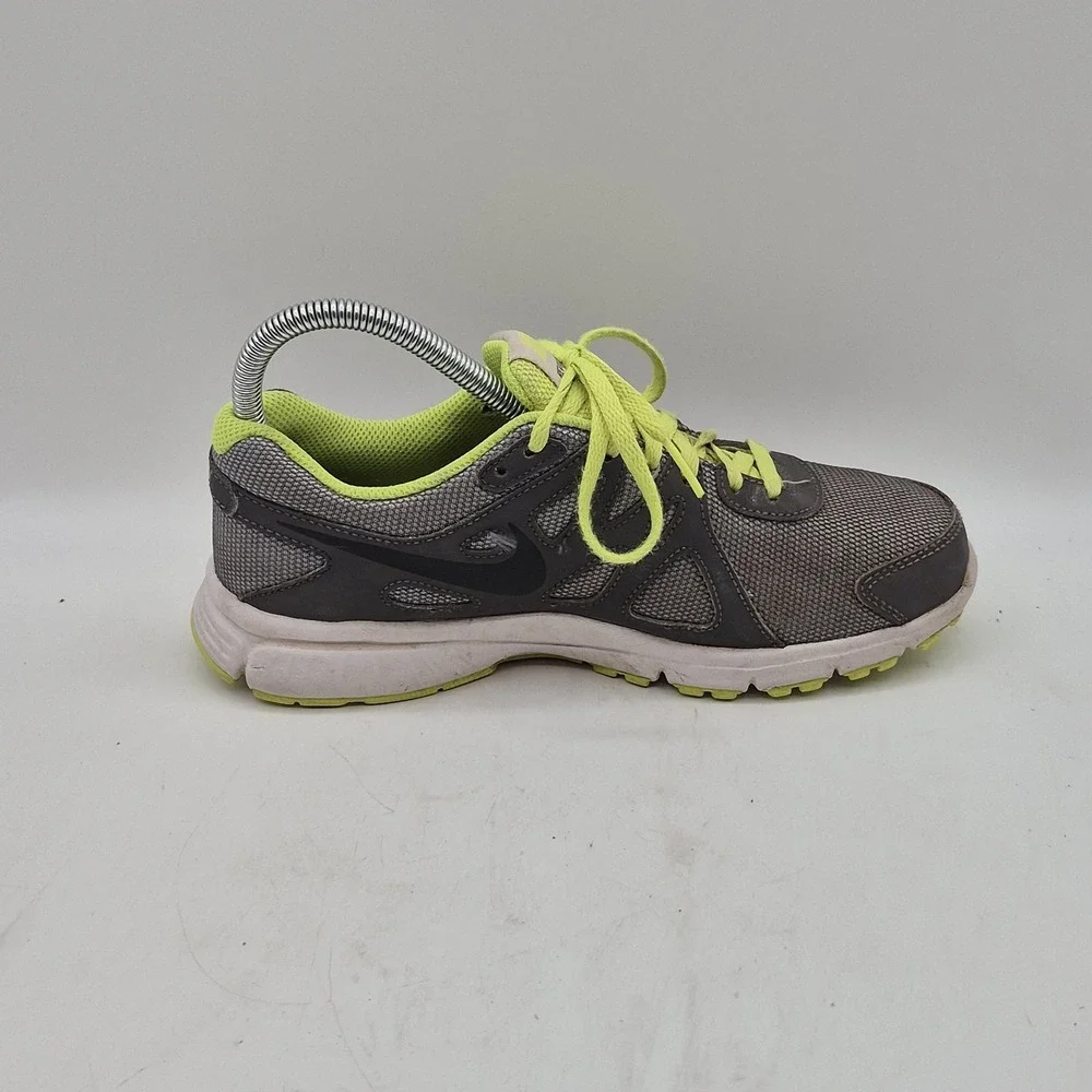Nike Revolution 2 Shoes Youth Size‎ 4.5Y Gray Volt Running Sneakers 555082-019